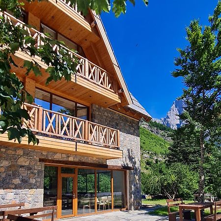 Neokulla Hotel - By Kol Gjoni Valbone Eksteriør billede